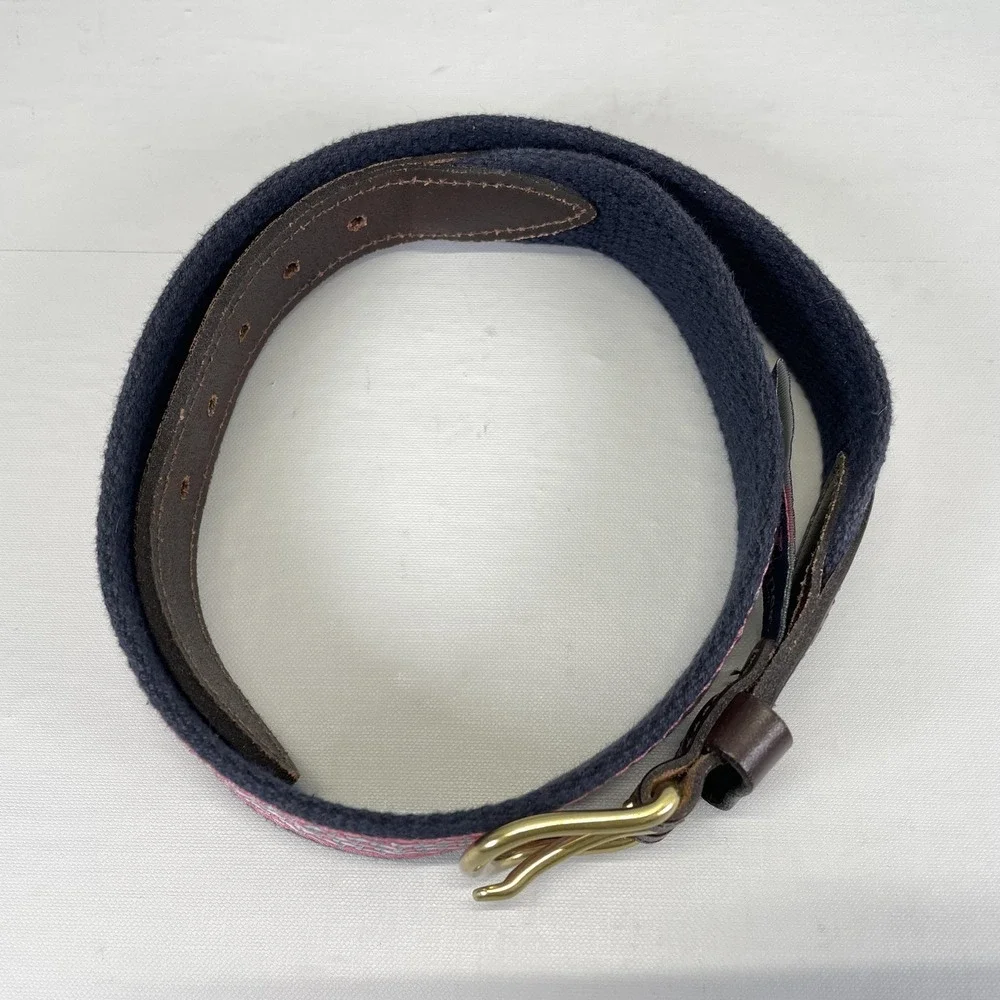 Vineyard Vines Belt Mens 28 Navy Pink White Whale Ribbon Solid Brass Buckle -USA